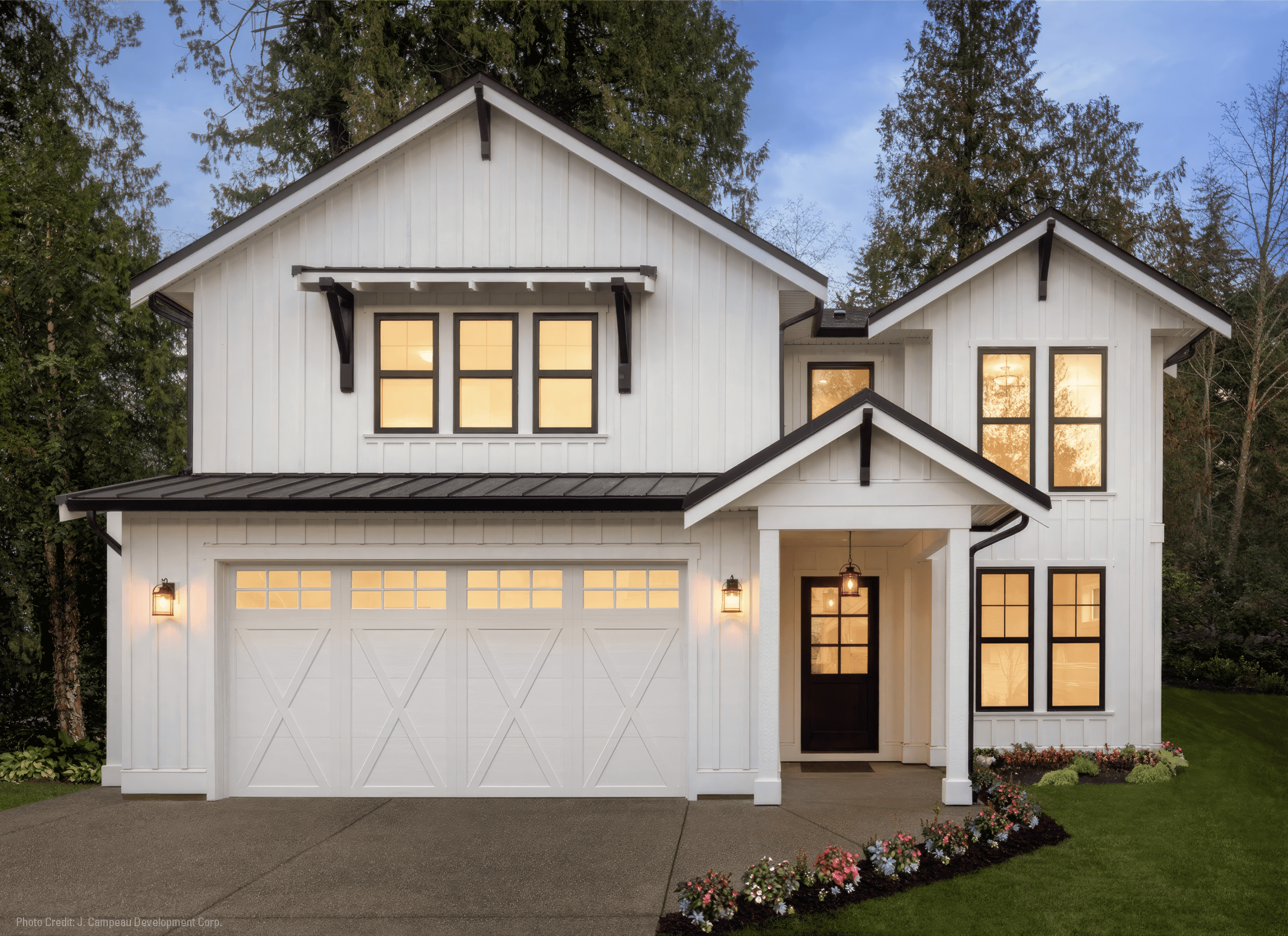 Clopay Coachman Design 21 in Standard White with Frosted Glass SQ23 Windows